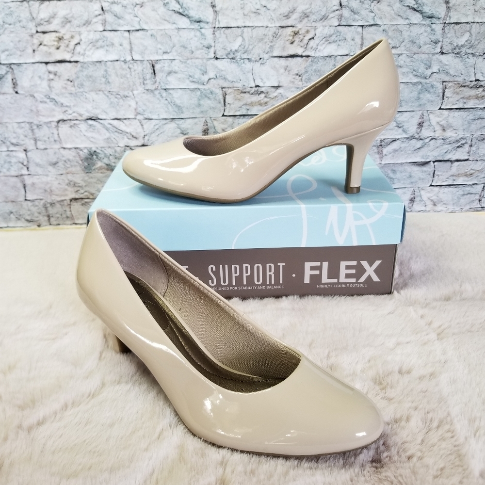 Lifestride Parigi Pump.